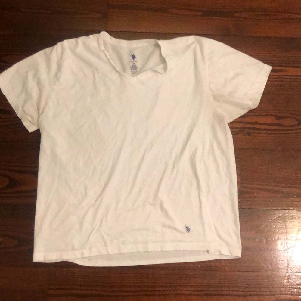 White polo short sleeve